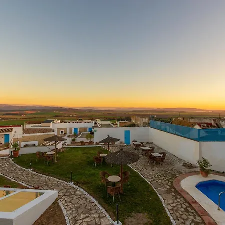 Utopia Hotel 4*