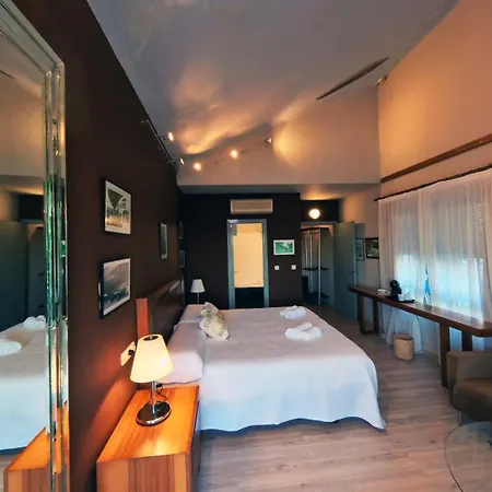 Utopia 4*