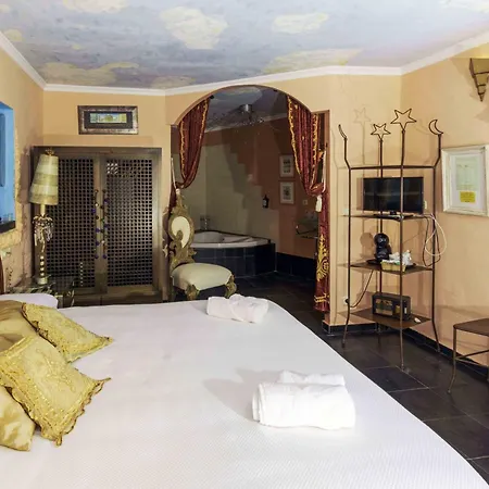 Utopia Hotel 4*