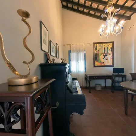 Utopia 4*