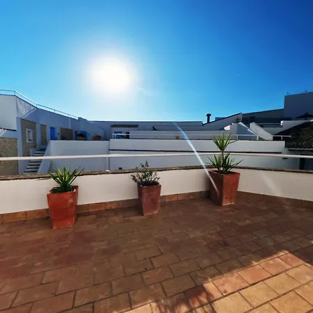 Utopia 4*