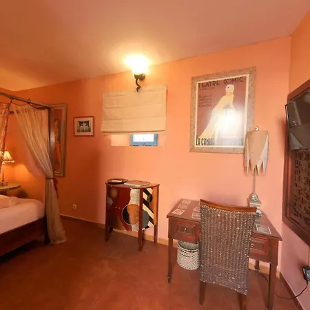 Hotel Utopia 4*